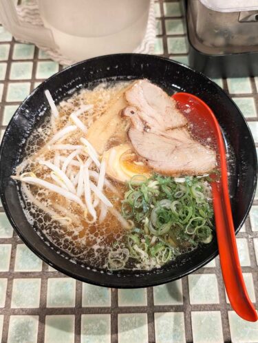 【甲子園口】深夜に咲く絶品中華そば！とろける炙りチャーシューがたまらない！！「大衆カレー&立ち飲みたまき」の限定麺