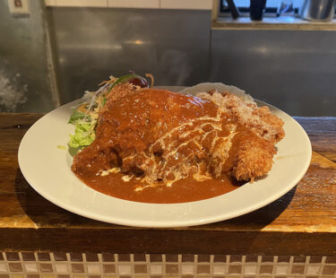 【神泉】平日でも満席。揚げたてボリューム洋食ランチ「キッチン ハセガワ」